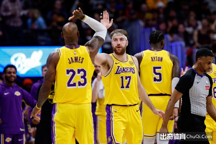 後賽球隊對,芬尼,史密斯競相,皇冠体育app下载,皇冠体育官网,澳门皇冠体育,bet皇冠体育在线